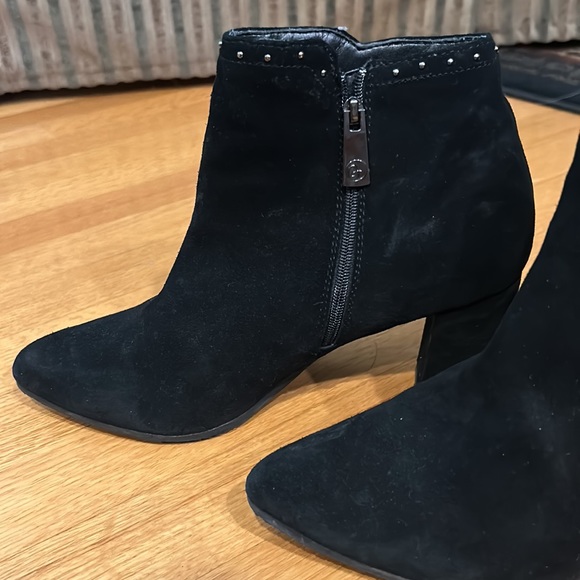 Blondo Mini-studded Waterproof Booties - Picture 4 of 5